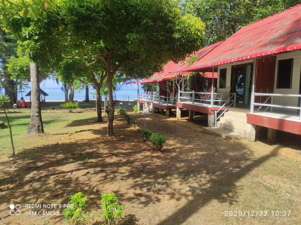 Sukorn Andaman Beach Resort Ko Sukon Exterior foto