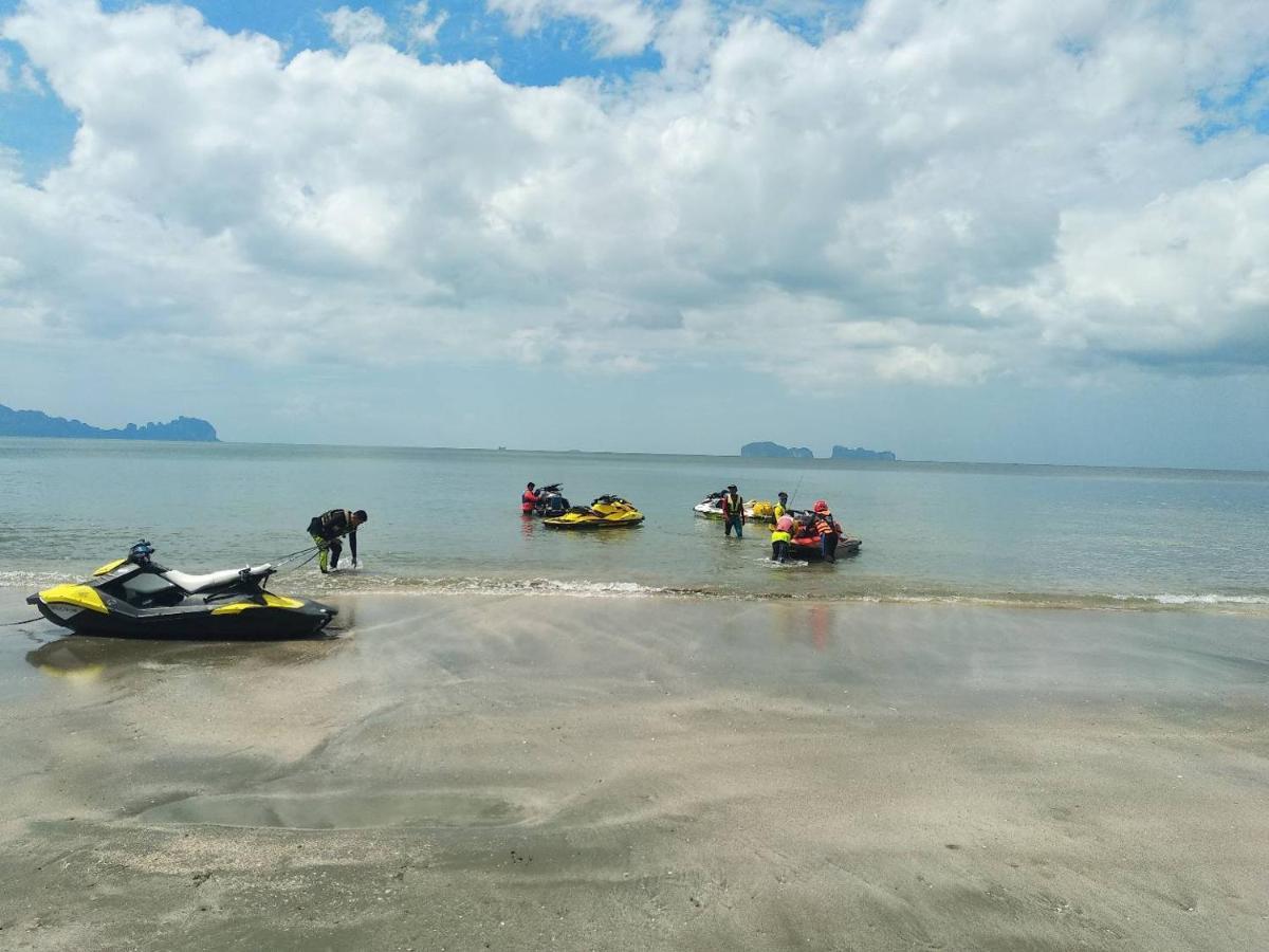 Sukorn Andaman Beach Resort Ko Sukon Exterior foto